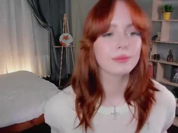 kiss naomi kiss